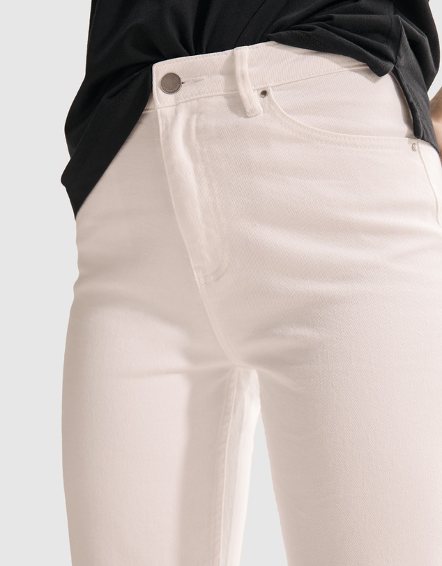 Country Road High Waist Straight Jean