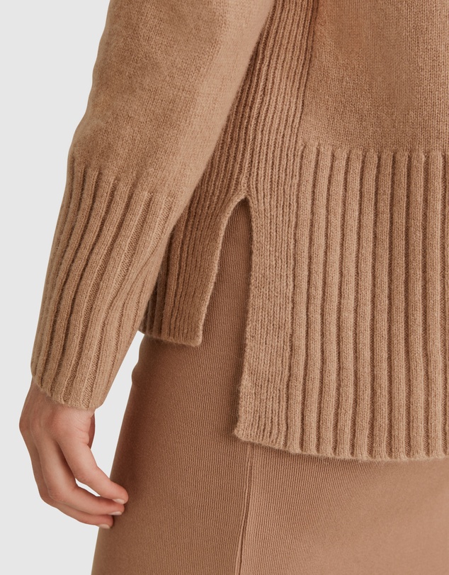 Country Road Crew Neck Pullover