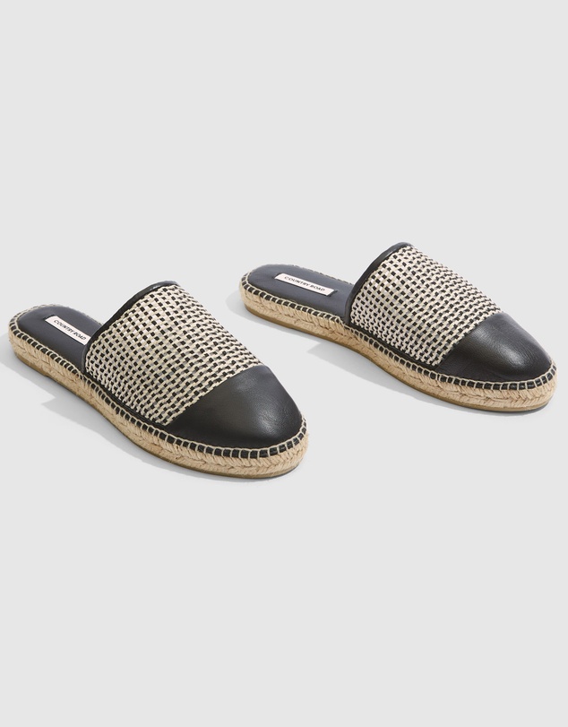 Country Road Rosa Mule