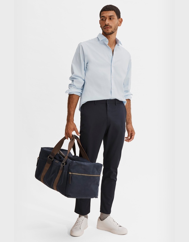 Country Road Dale Weekender