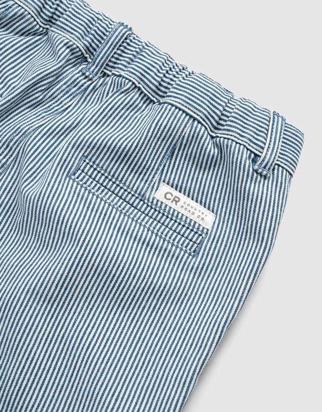 Country Road Railroad Short