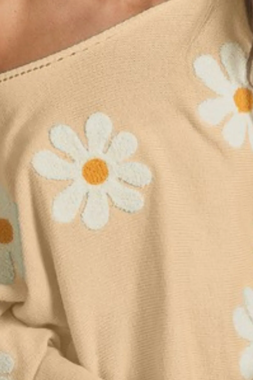 BiBi Flower Embroidery Loose Fit Knit Top