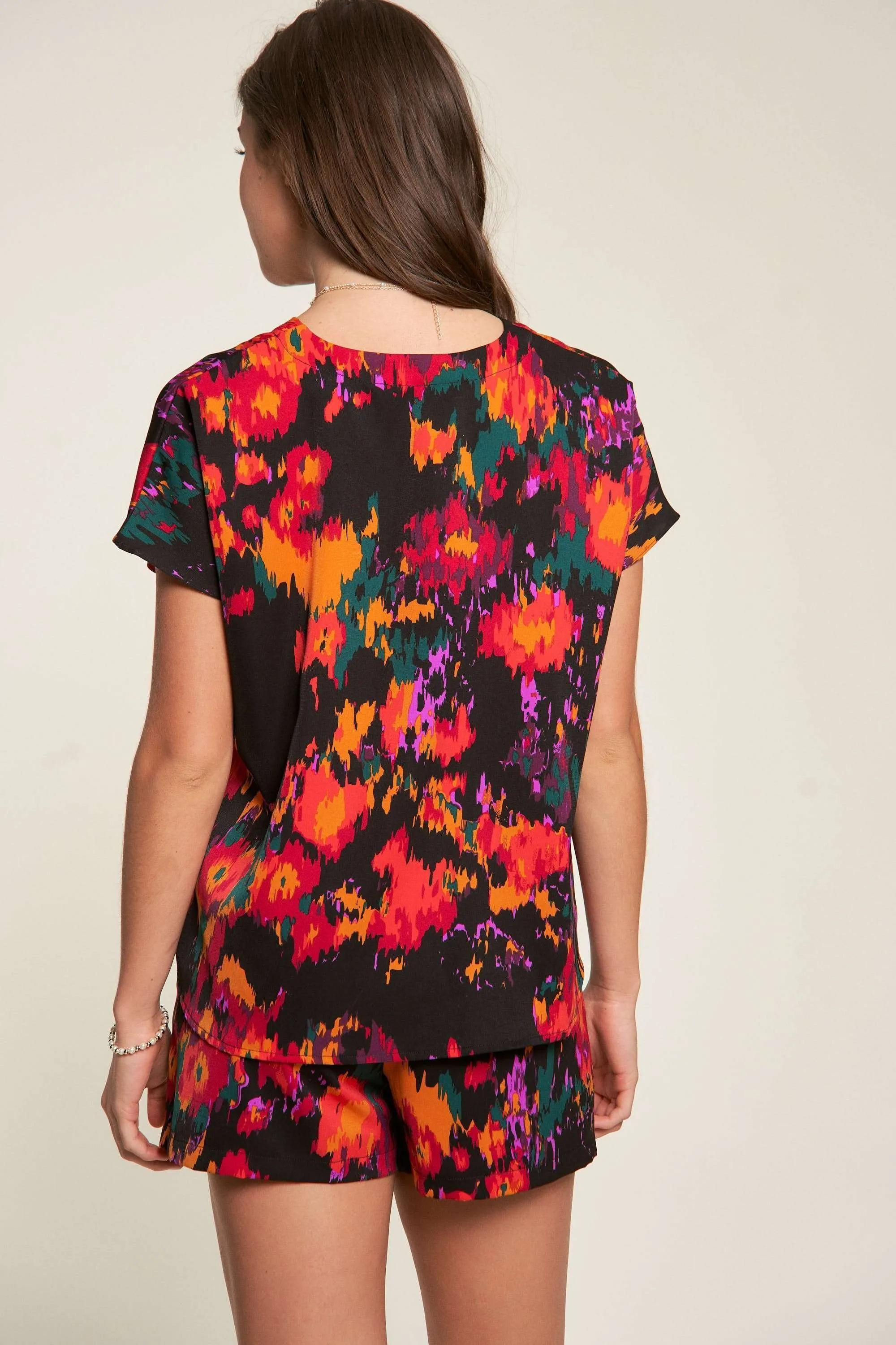 Davi & Dani Printed V Neck Short Sleeve Top and Shorts Set