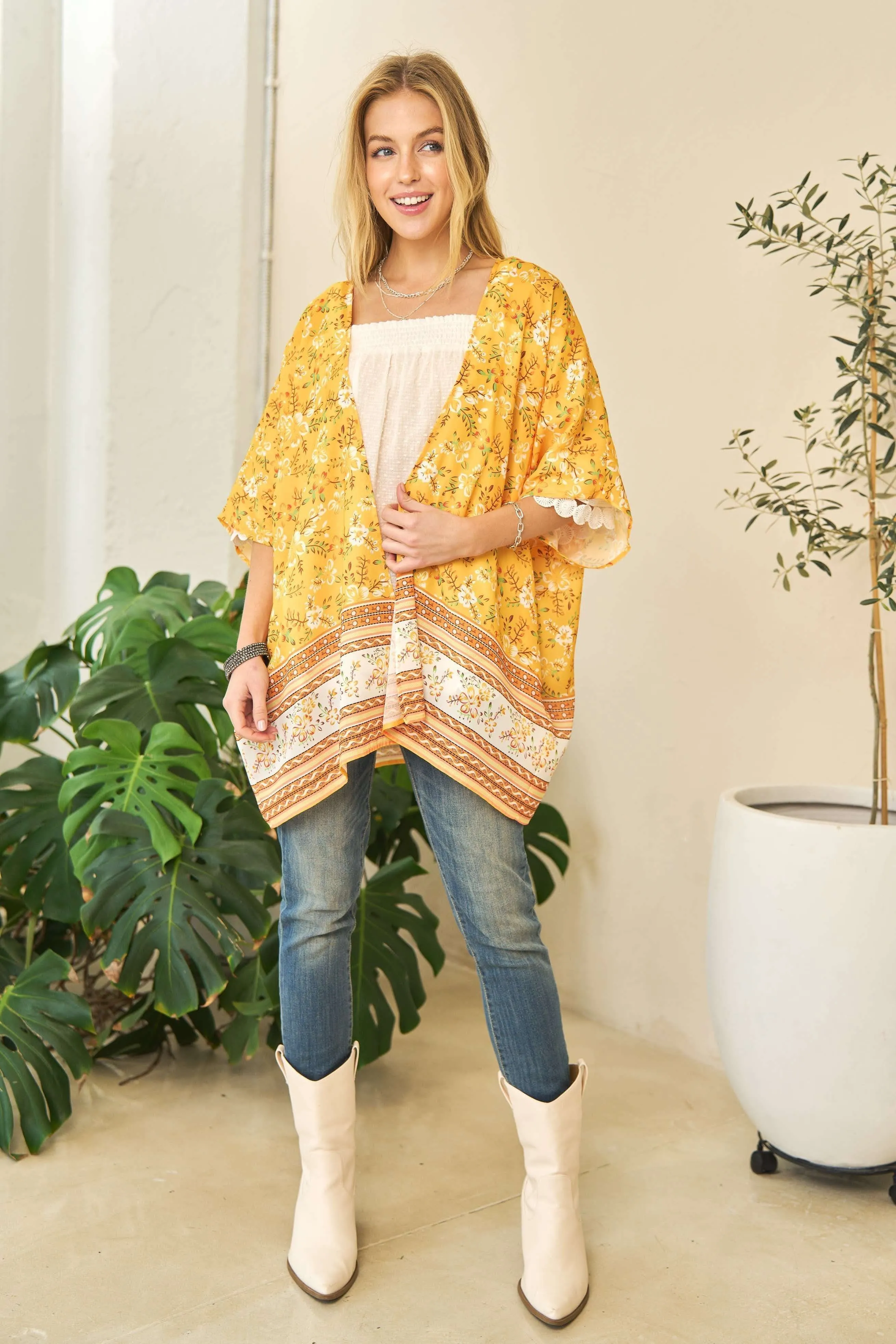 Davi & Dani Floral Printed Short Sleeve Loose Fit Kimono Cover Up