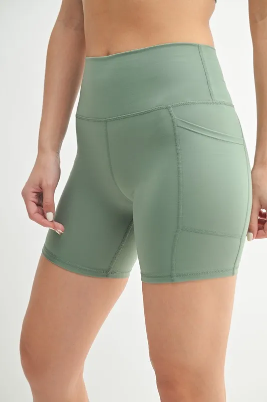 MONO B Venice Cloud Light Sculpt Biker Shorts