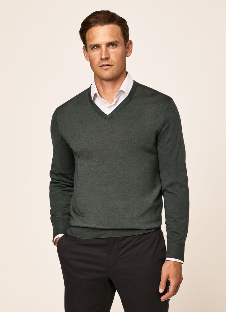 Merino wool silk V-neck jumper
