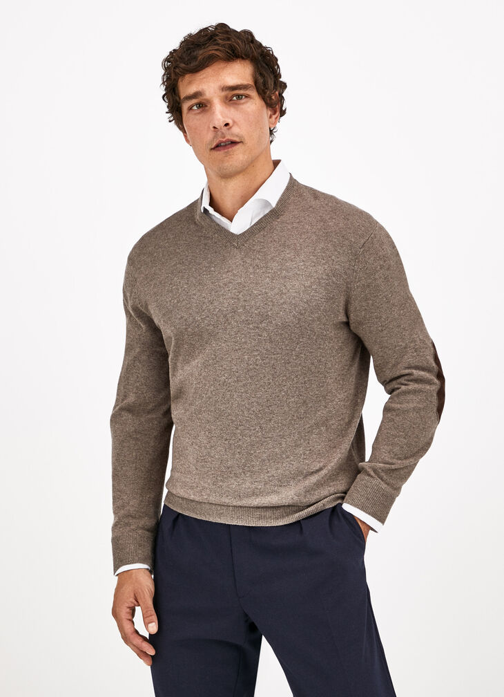 Wool blend V-neck jumper