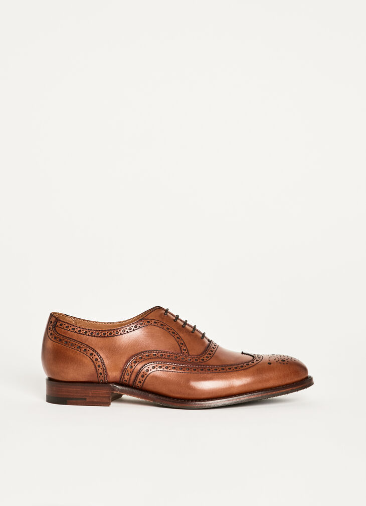 Brogue style shoes