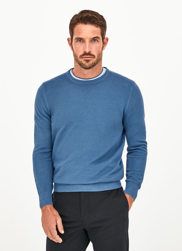Round collar basic jumper