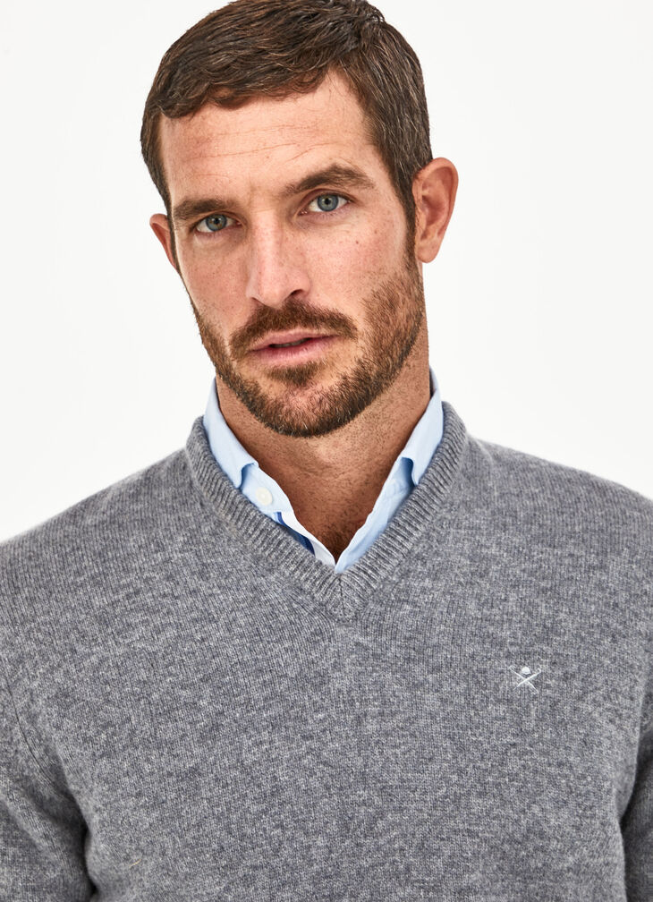 Lambswool V-neck jumper