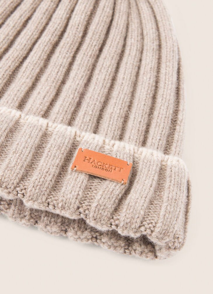 Ribbed beanie hat