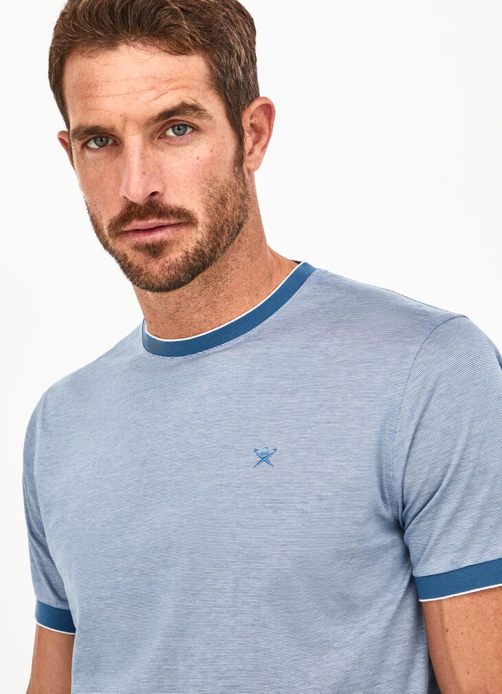 Embroidered logo basic shirt