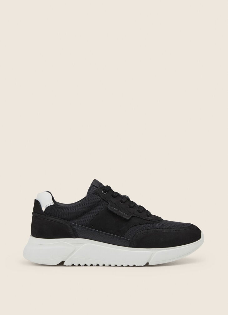 Chunky sneakers