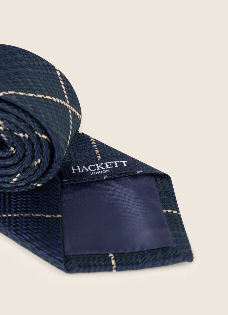 Patterned tie