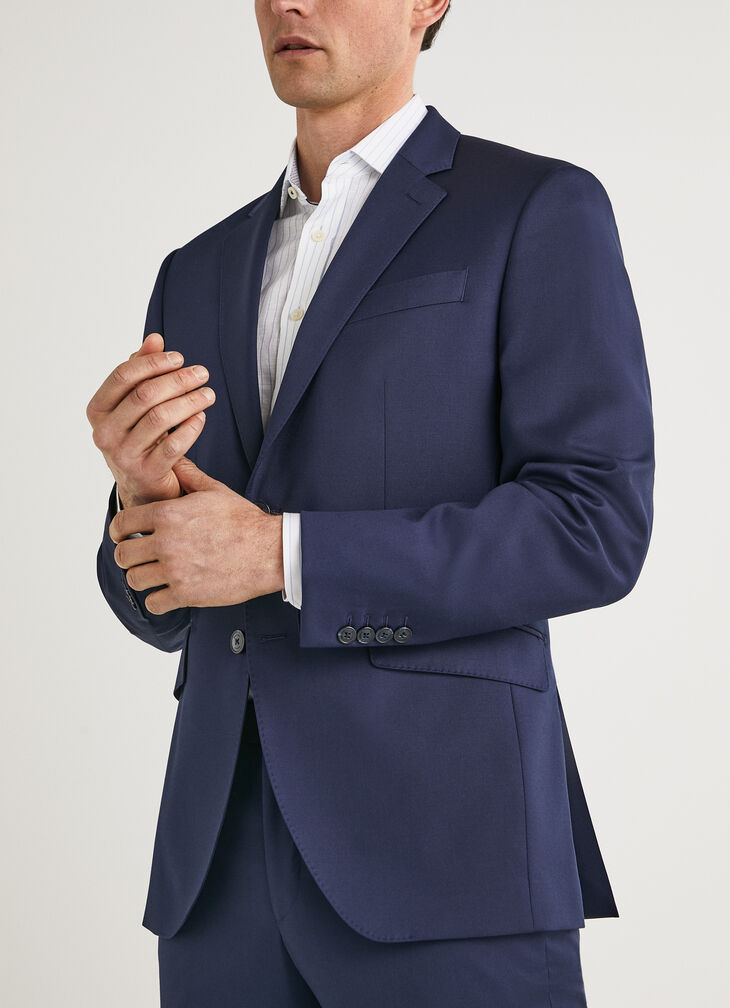 Classic blazer with pleats