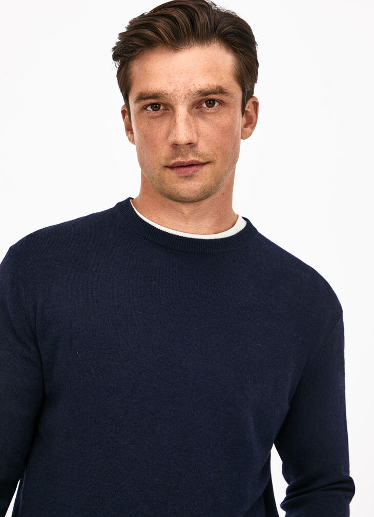 Wool blend crew neck jumper