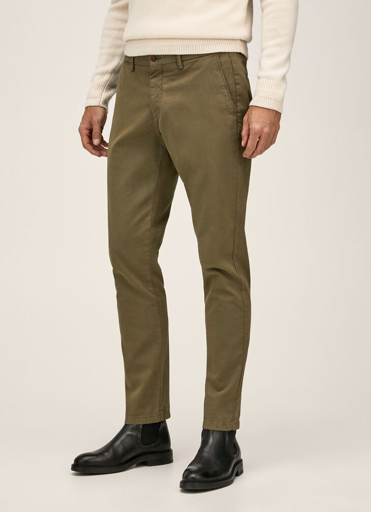 Garment-dyed textured chinos