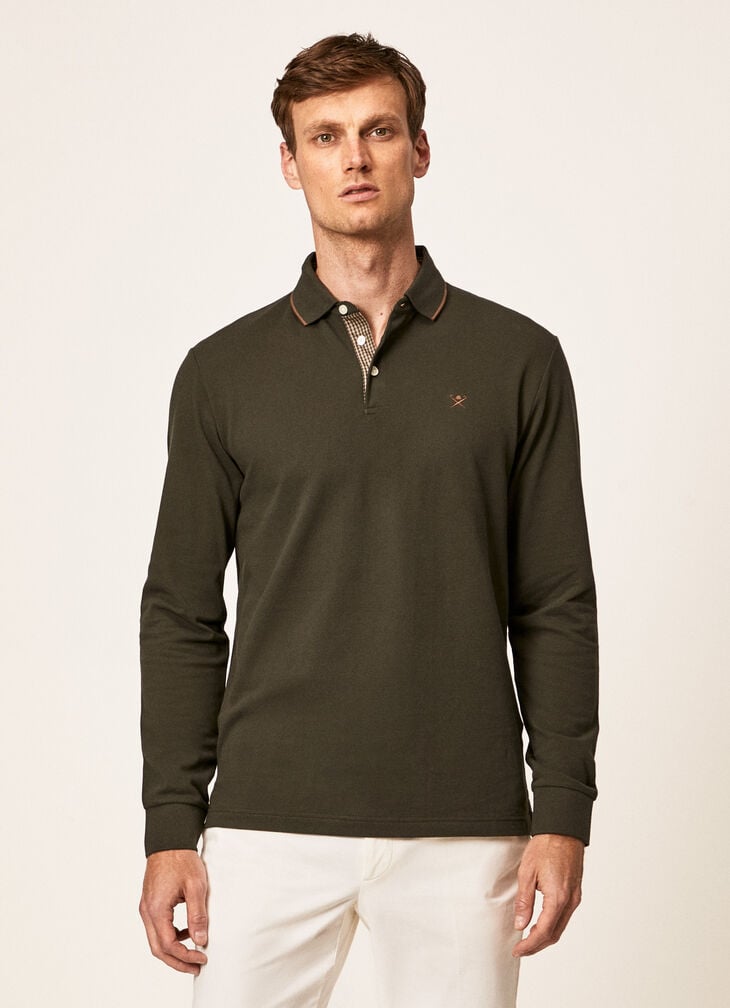 Long sleeve polo shirt with contrast neckline