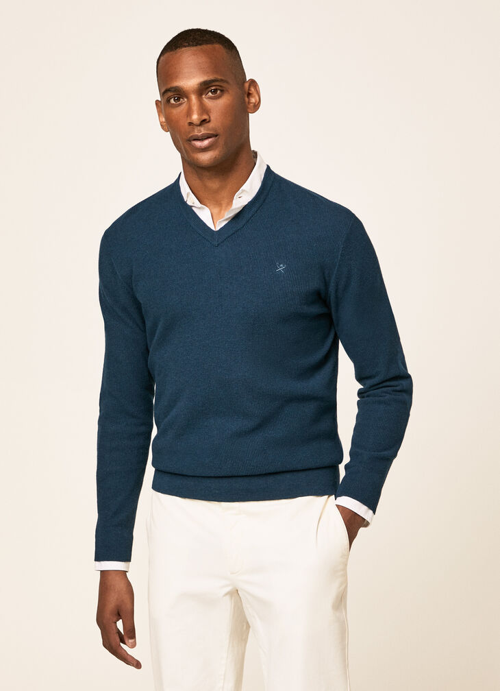 Textured V-neck jumper