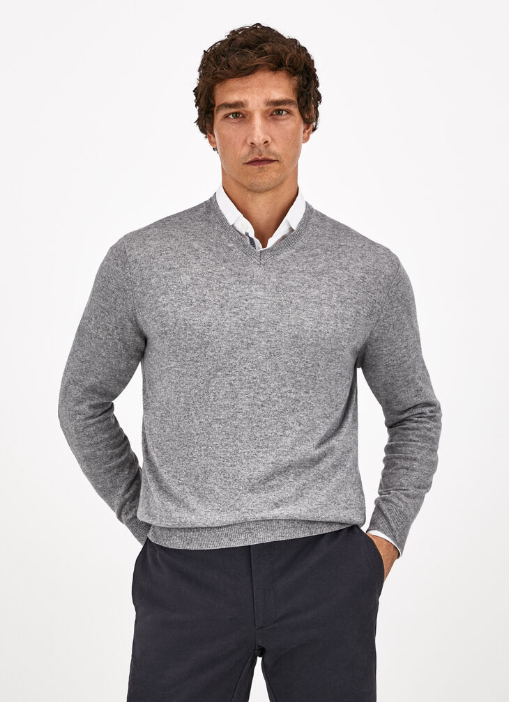 Wool blend V-neck jumper