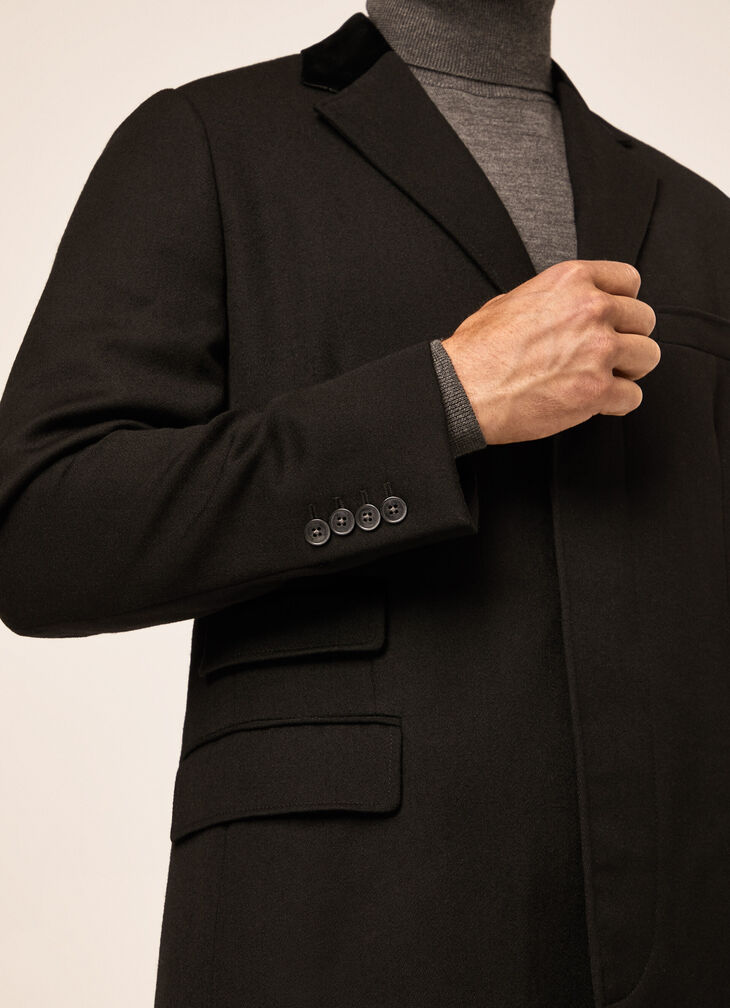 Smart coat