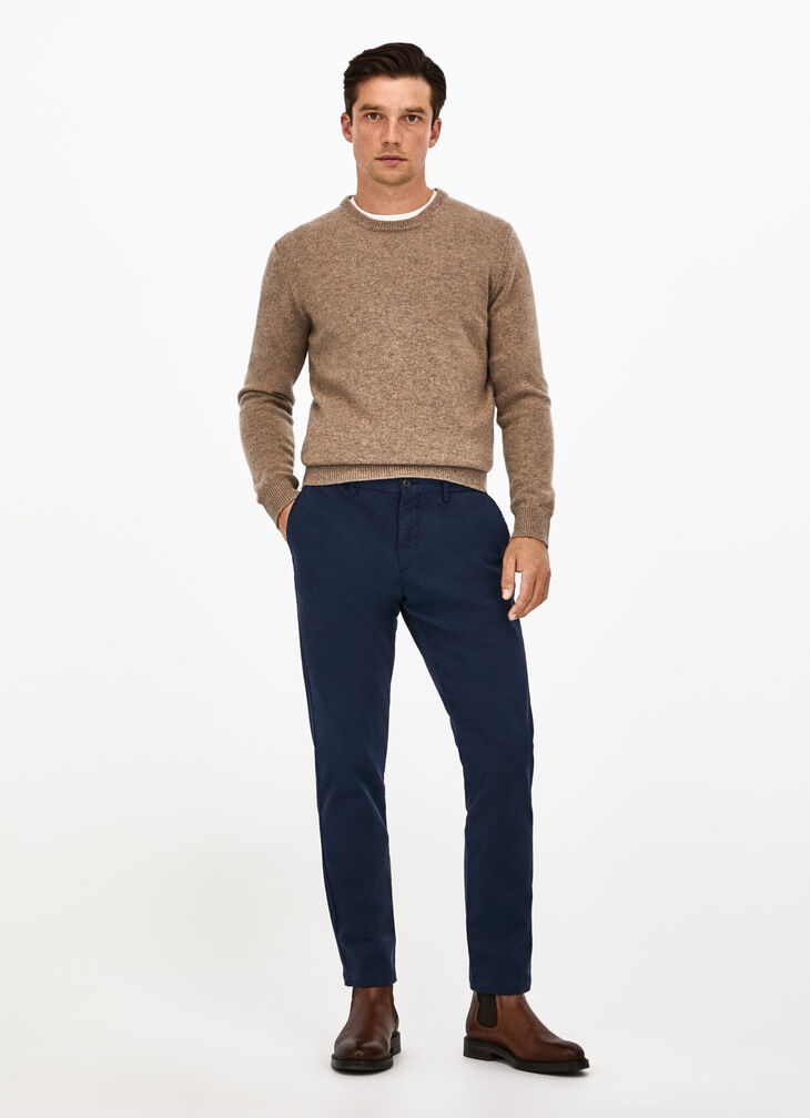 Garment-dyed textured chinos