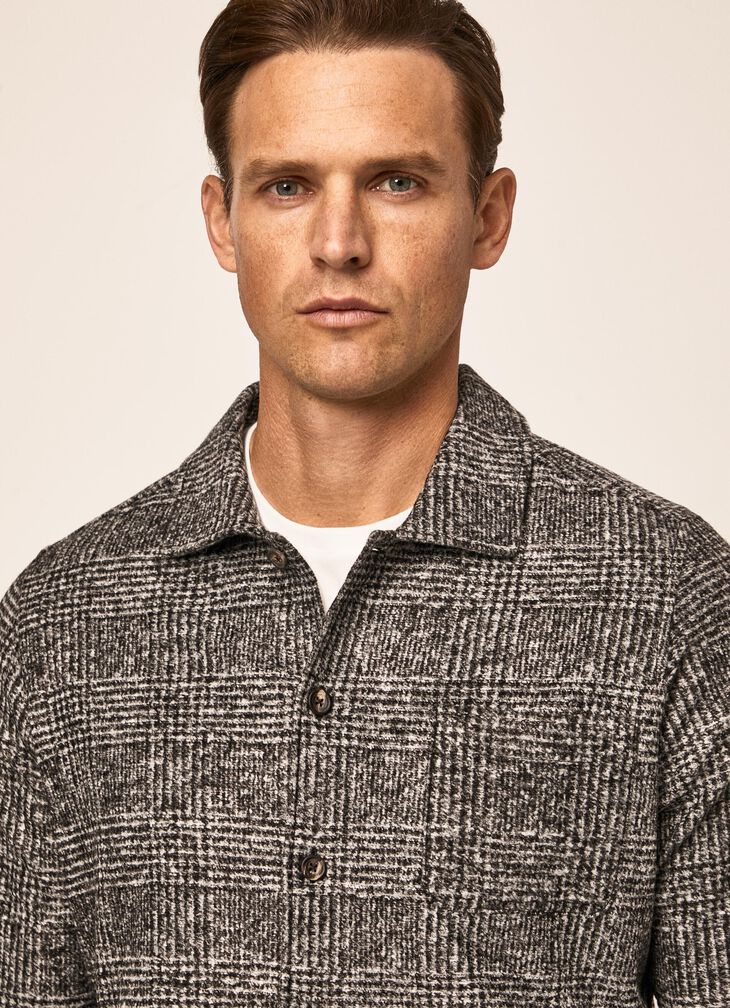 Buttoned overshirt