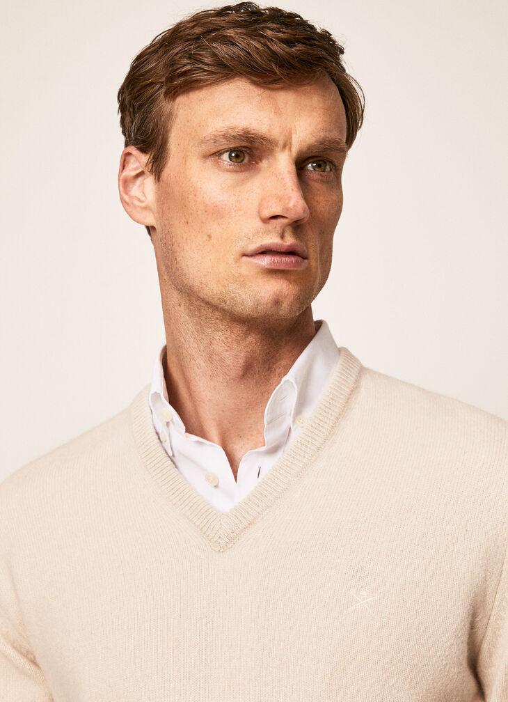 Lambswool V-neck jumper