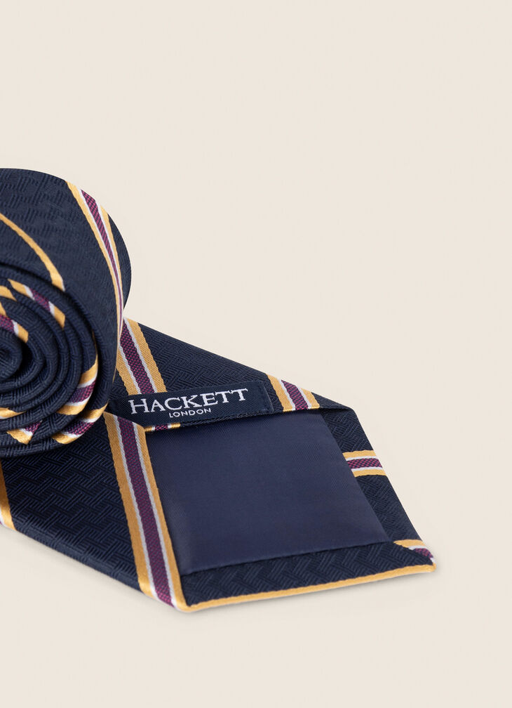 Patterned tie