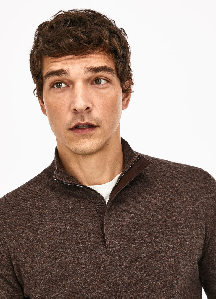 Half-zip knitted jumper