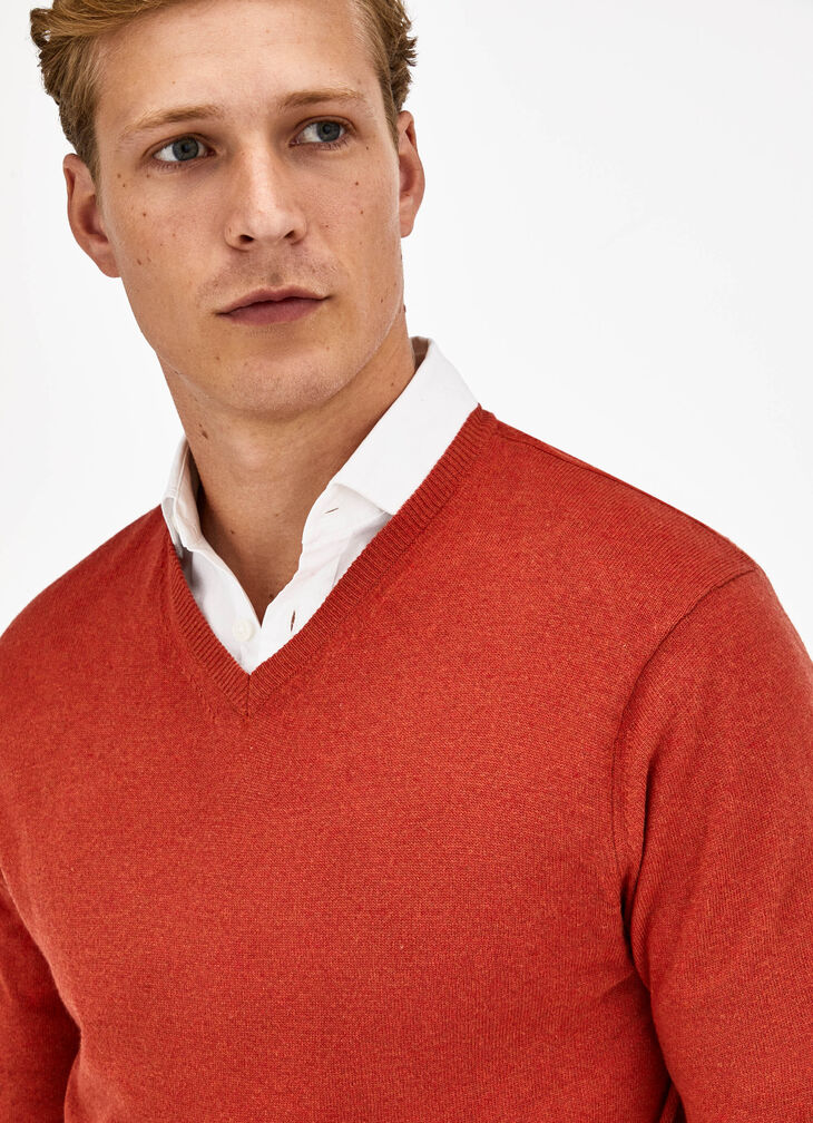 Wool blend V-neck jumper
