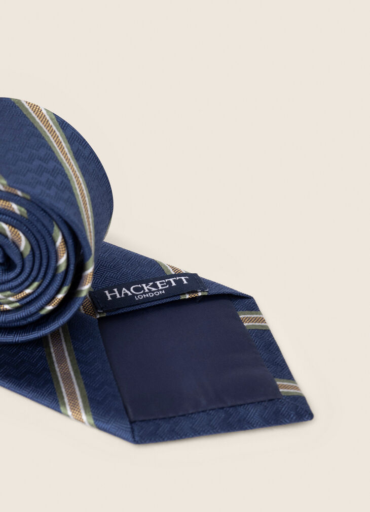 Patterned tie