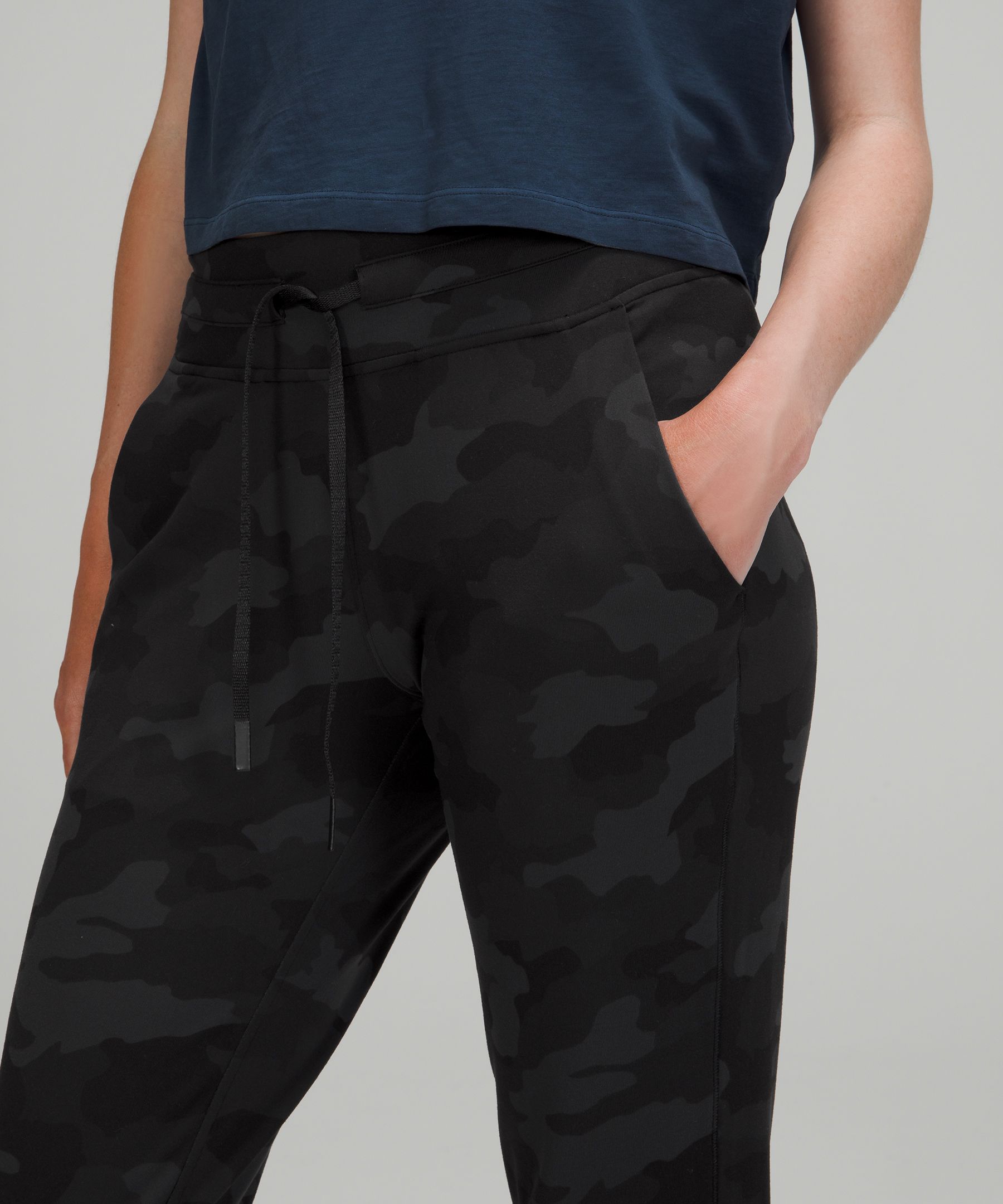 Ready to Rulu High-Rise Jogger Crop