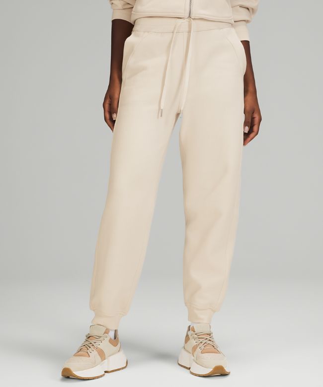 Scuba Relaxed-Fit High-Rise Jogger