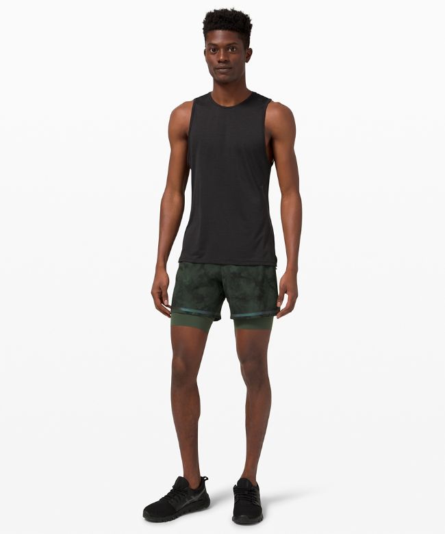 Surge Lined Short 6 Bold Lines