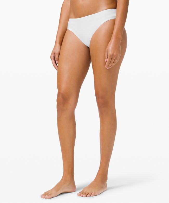 Waterside Mid-Rise Medium Coverage Bikini Bottom Online Only
