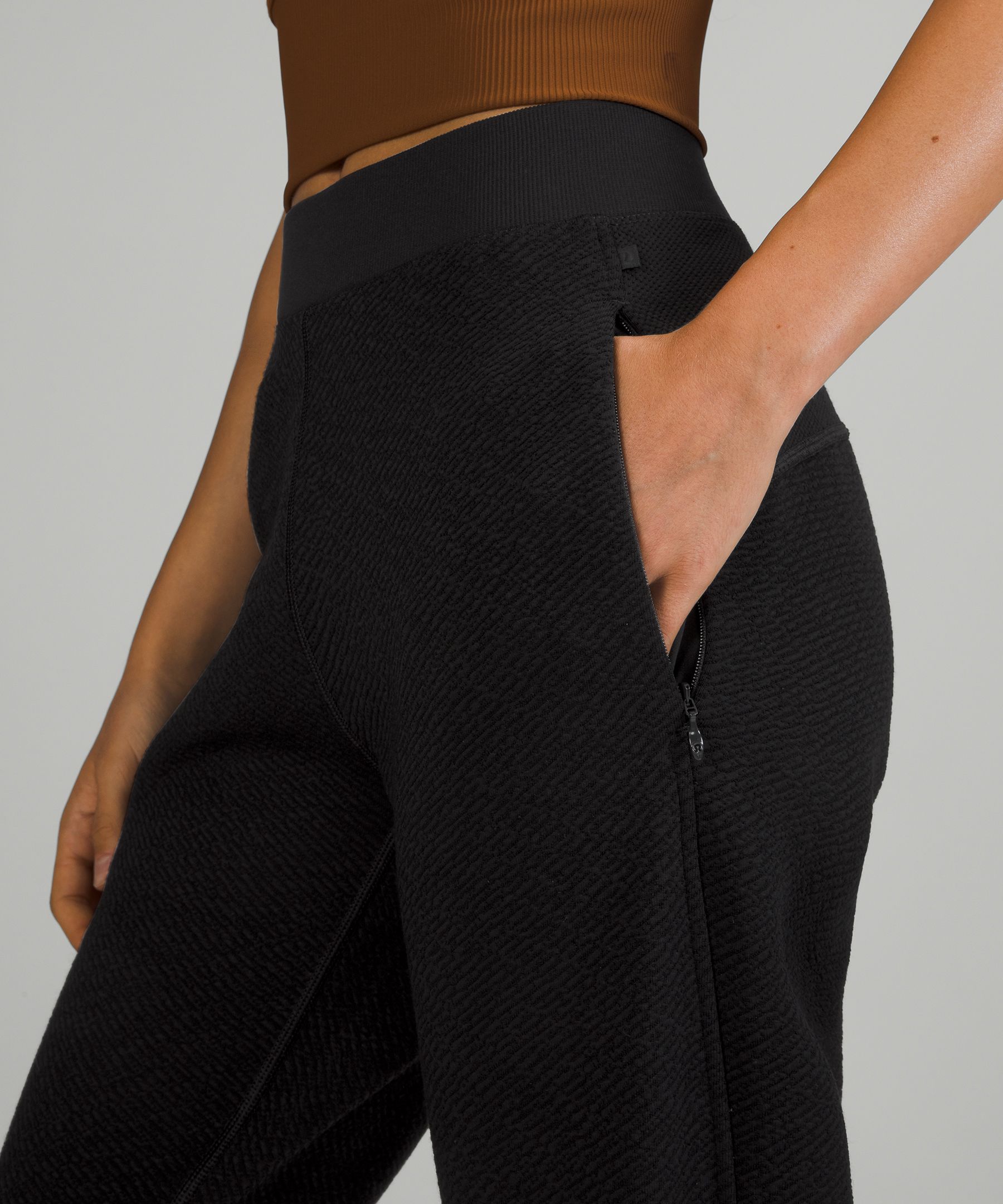 End State Jogger Online Only