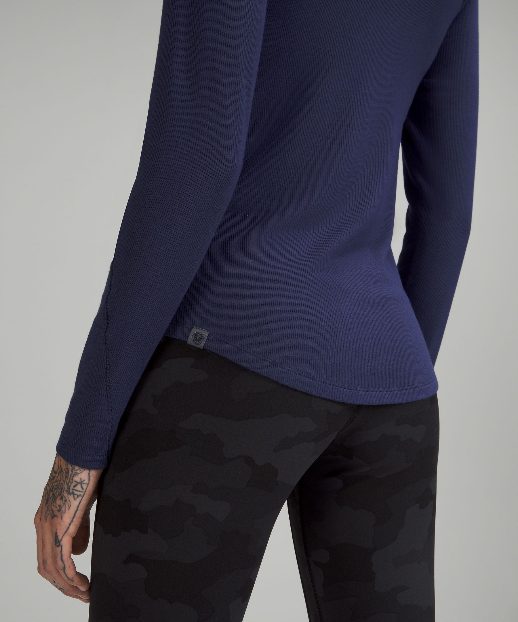 Hold Tight Ribbed Long Sleeve Shirt