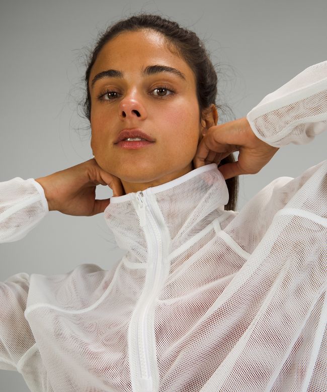 Reversible Mesh 1/2 Zip