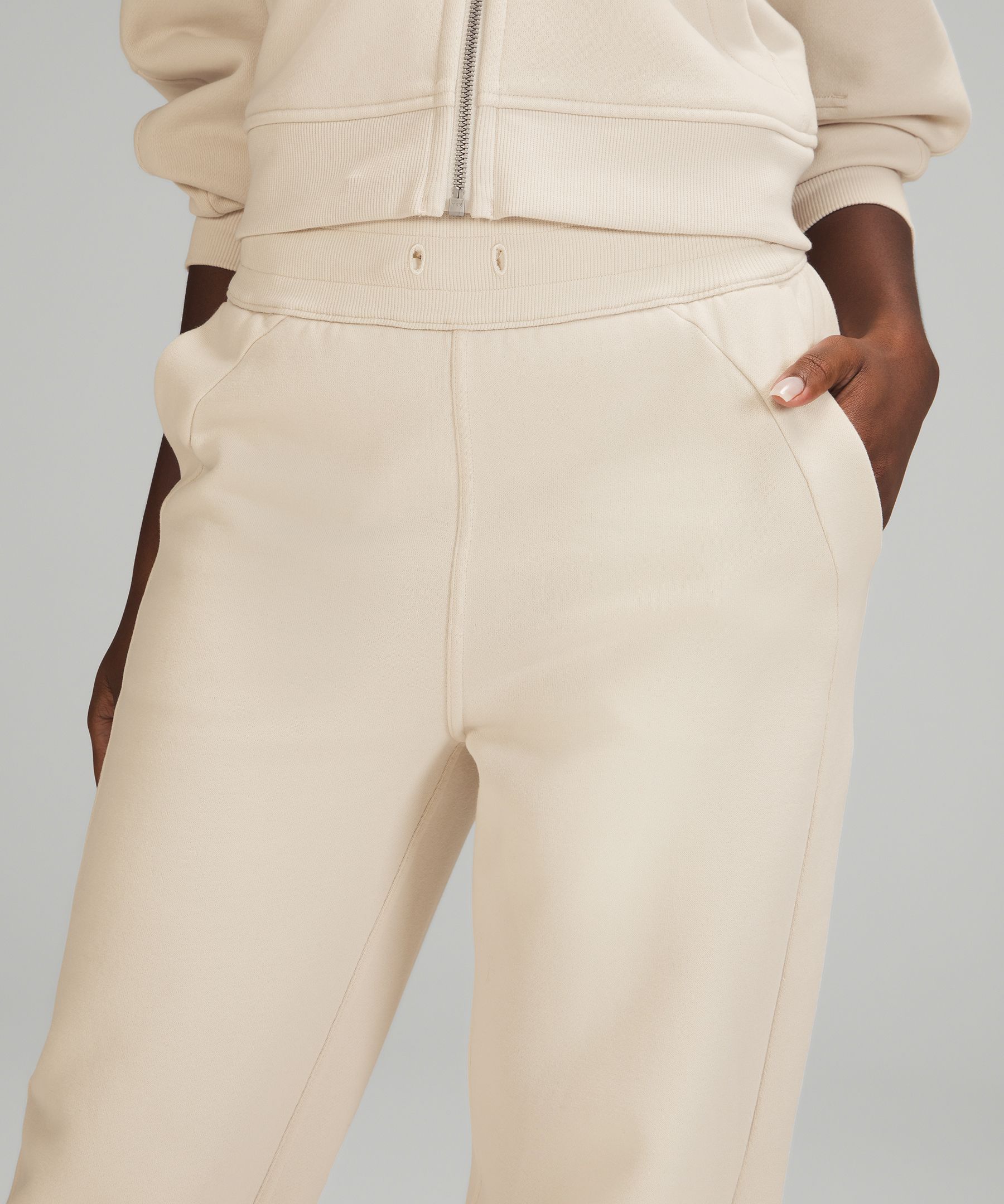 Scuba Relaxed-Fit High-Rise Jogger