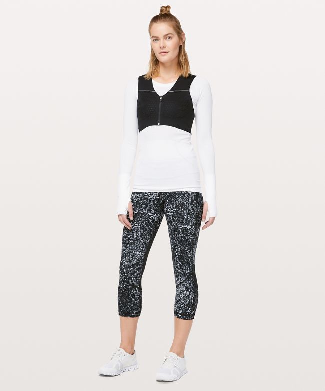 Enlite Hydraffinity Vest Online Only High Support, A–E Cups