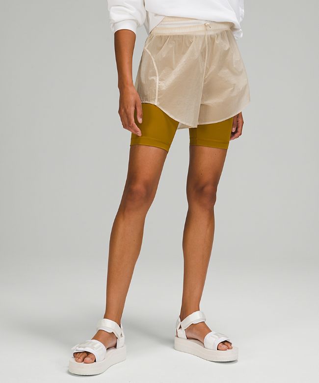 Step Out High-Rise Short 3