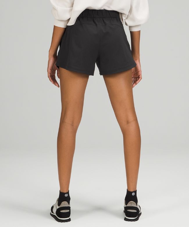 Stroll at Sundown Mid-Rise Short 3 Ventlight Mesh