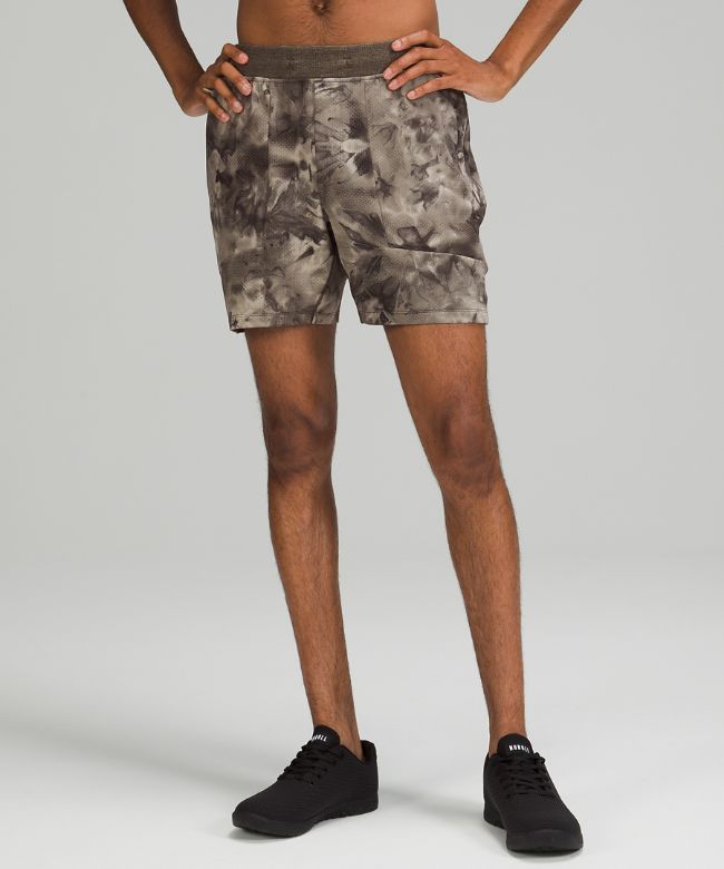 Textured Tech Short 7