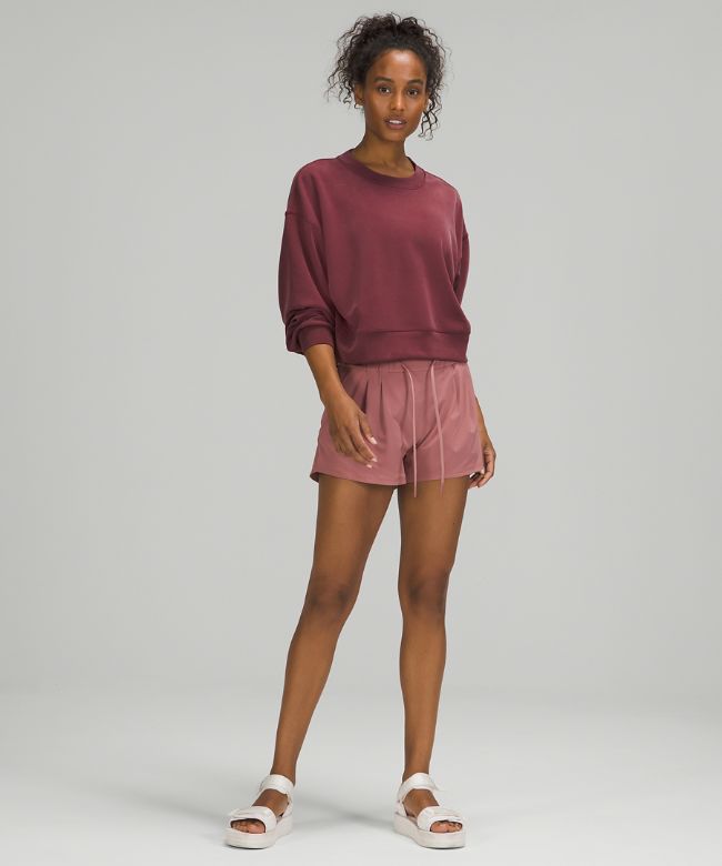 Stroll at Sundown Mid-Rise Short 3