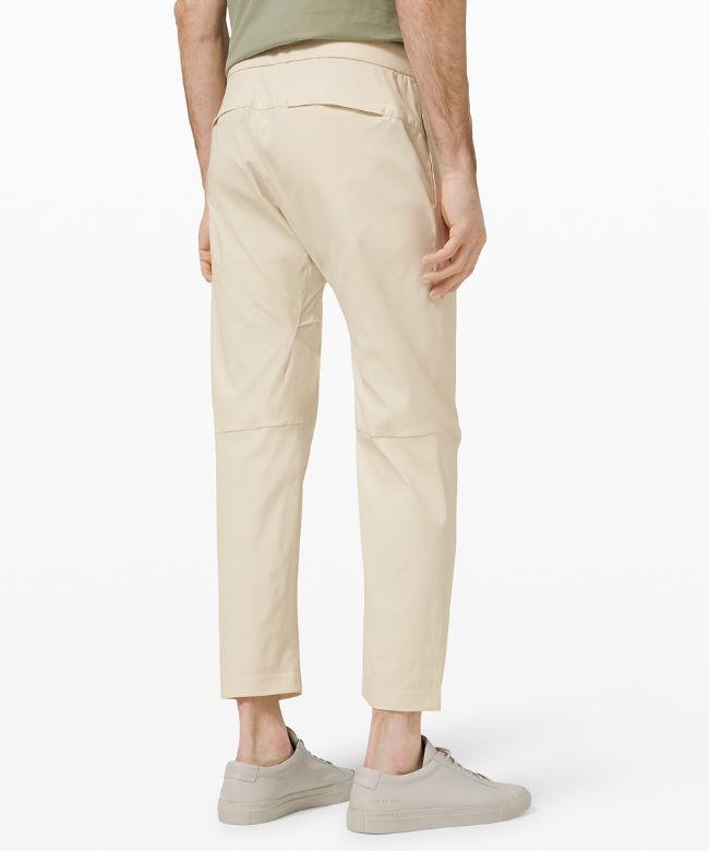 Relaxed Fit Belted Stretch Pant 29 Online Only