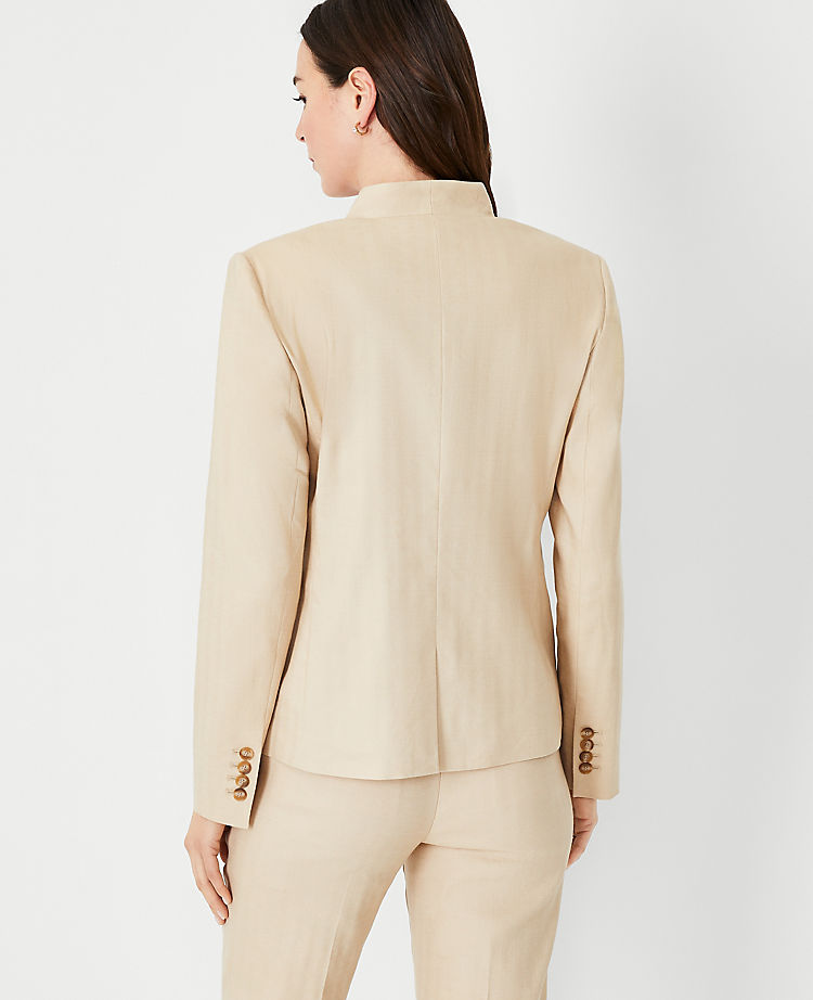 The Cutaway Blazer in Linen Blend