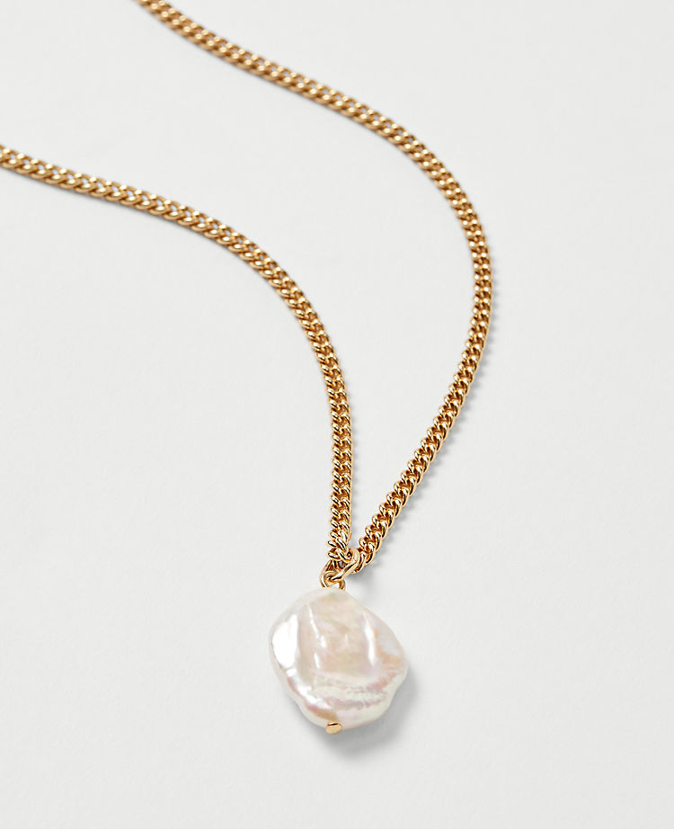 Freshwater Pearl Pendant Necklace
