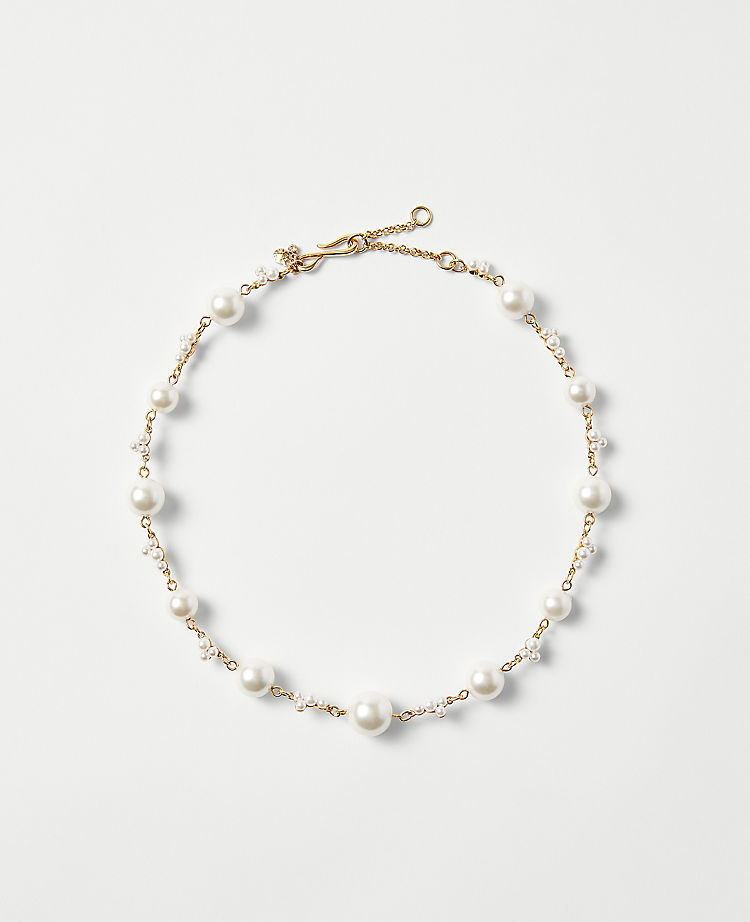 Mixed Pearlized Statement Necklace