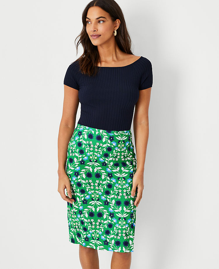 Ribbed Wide Neck Sweater Tee